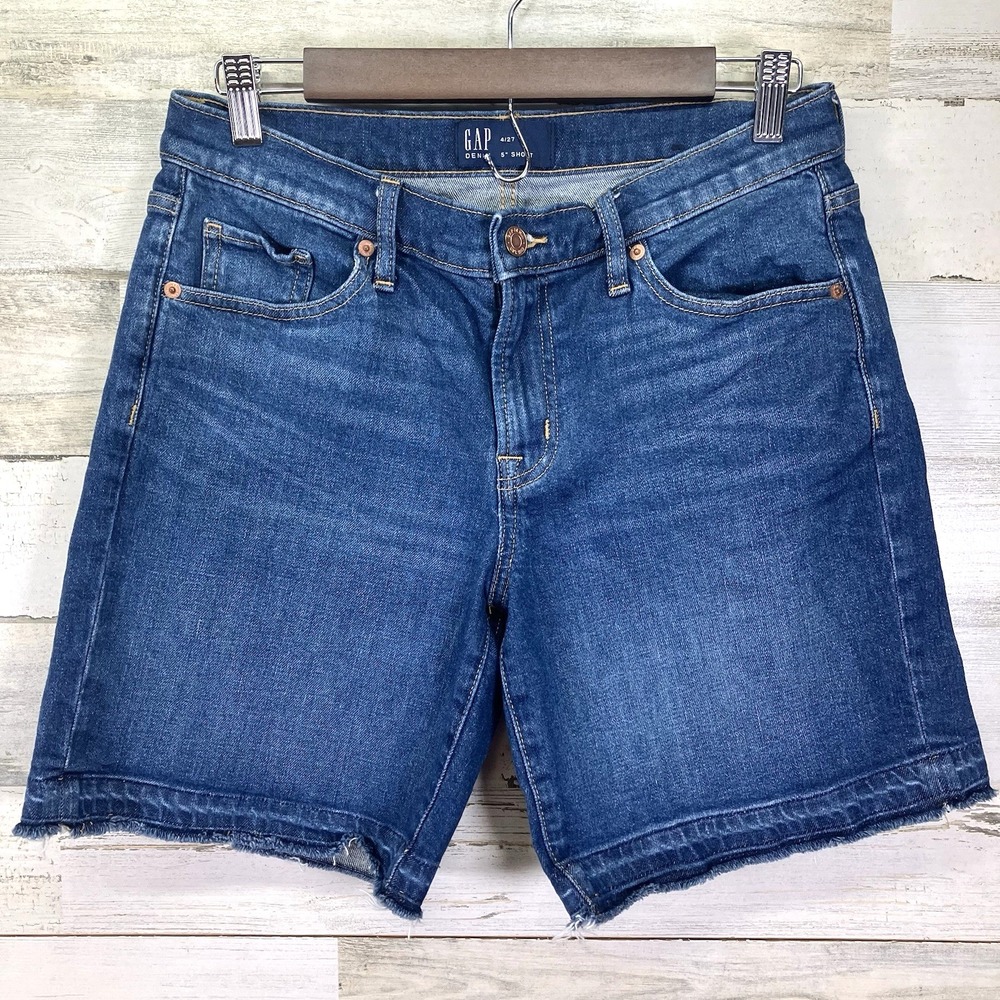 GAP Womens Blue Medium Wash Raw Hem 7.5" Inseam Jean Shorts Size 29